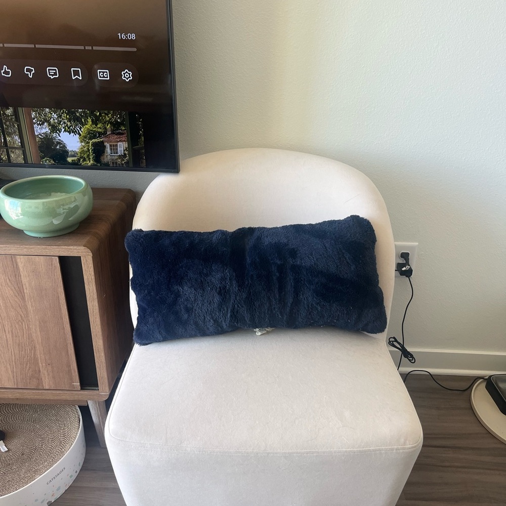 Plush Rectangular Faux Fur Lumbar Pillow - Navy